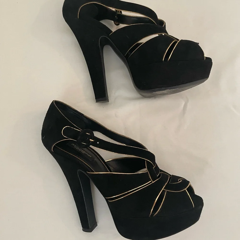 Gold and Black Dolce and Gabbana leather platforms - Picture 5 of 12